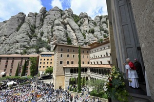 Vor Messe in Sagrada Família: Papst Leo besucht Gefängnis und Abtei bei Barcelona