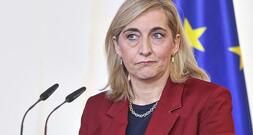 Warken signalisiert Bereitschaft zu Änderungen an Kassenreform