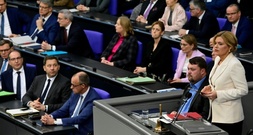 Heftige Kritik im Bundestag an Warkens Plänen für Gesundheitsreform