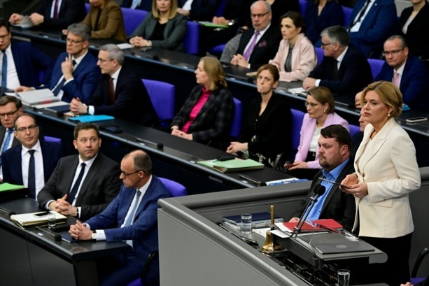 Bild vergr&ouml;&szlig;ern: Heftige Kritik in Bundestag und Bundesrat an geplanter Gesundheitsreform