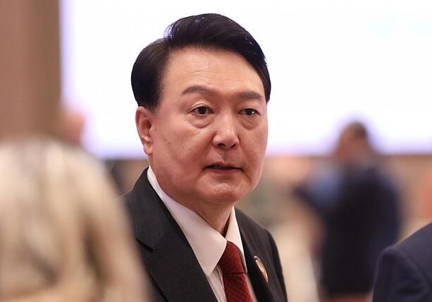 Bild vergr&ouml;&szlig;ern: Südkoreas Ex-Präsident Yoon zu 30 Jahren Haft verurteilt