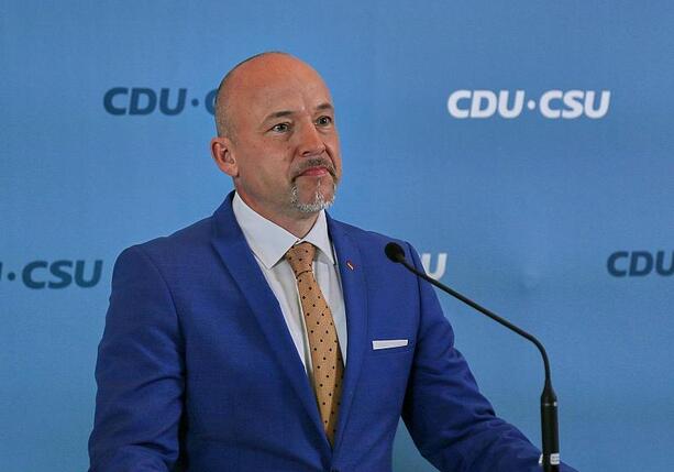 Bild vergr&ouml;&szlig;ern: CSU-Landesgruppenchef will höheren Spitzensteuersatz