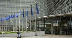 Stadt Brüssel verbietet Leihroller wegen zahlreicher Unfälle