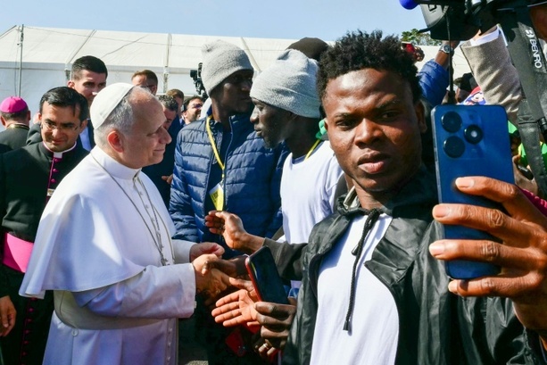 Bild vergr&ouml;&szlig;ern: Papst: Wir sind alle Migranten