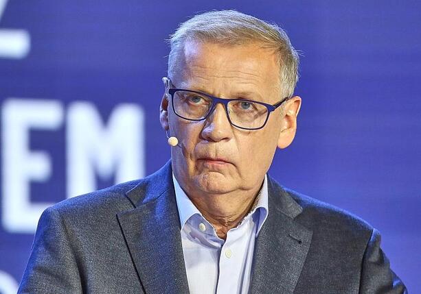 Bild vergr&ouml;&szlig;ern: Günther Jauch in Brandenburg mit Verdienstorden ausgezeichnet