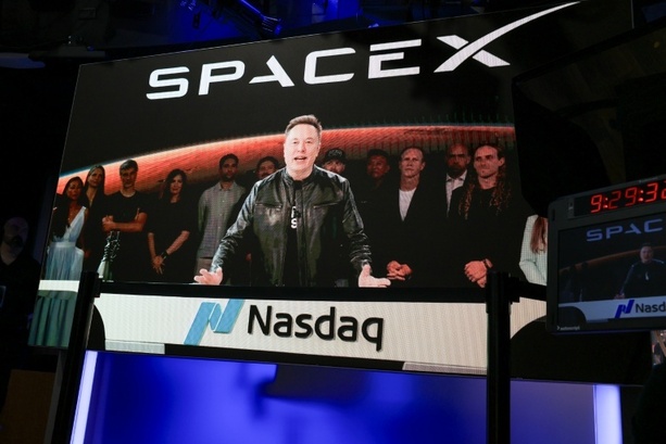 Bild vergr&ouml;&szlig;ern: Auftakt zum SpaceX-Börsengang: Musk stellt Mars-Mission in Aussicht