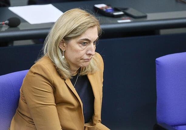 Bild vergr&ouml;&szlig;ern: Dehoga warnt vor Jobverlust durch Warken-Pläne
