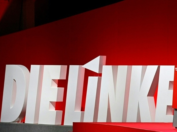 Bild vergr&ouml;&szlig;ern: Linkspartei ruft zu weiteren Protesten gegen Sozialreformen auf