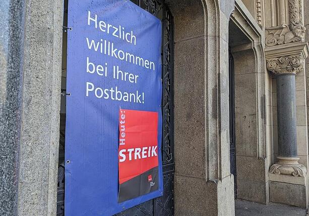 Bild vergr&ouml;&szlig;ern: Verdi erklärt Verhandlungen in Postbank-Tarifrunde für gescheitert