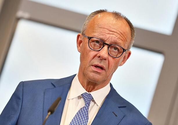 Bild vergr&ouml;&szlig;ern: Grünen-Chefin wirft Merz fehlenden Plan nach FCAS-Aus vor