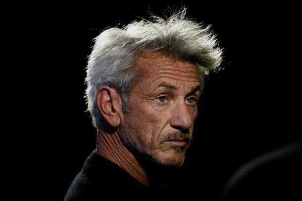 Bild vergr&ouml;&szlig;ern: Branchenblatt: Sean Penn dreht Film über Erstürmung des Kapitols