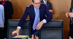 Bundesinnenminister Dobrindt fordert Kürzungen bei Bürgergeld-Regelsatz