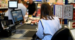 Bundesbank: Erstmals mehr als die Hälfte der Zahlungen bargeldlos