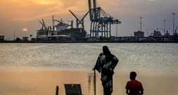 Deutsche Marineschiffe passieren Suezkanal auf Weg zu möglichem Hormus-Einsatz