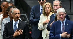 Ex-US-Präsidenten und Merkel bei Eröffnung von Obama-Center - Trump fehlt