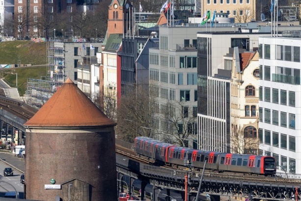 Bild vergr&ouml;&szlig;ern: Rekorddefizite der Kommunen: Rufe nach Hilfe von Bund und Ländern werden lauter