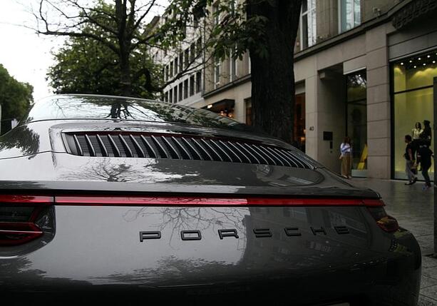 Bild vergr&ouml;&szlig;ern: Porsche will neues Sparpaket bis Juli beschließen