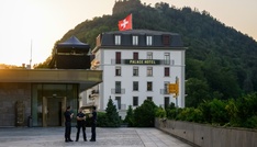 Islamabad: Pakistanische Delegation für US-iranische Gespräche in der Schweiz angekommen