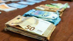 Linke beschließt verbindlichen Gehaltsdeckel für Abgeordnete