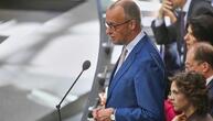 Merz wirbt im Bundestag für Rentenreform