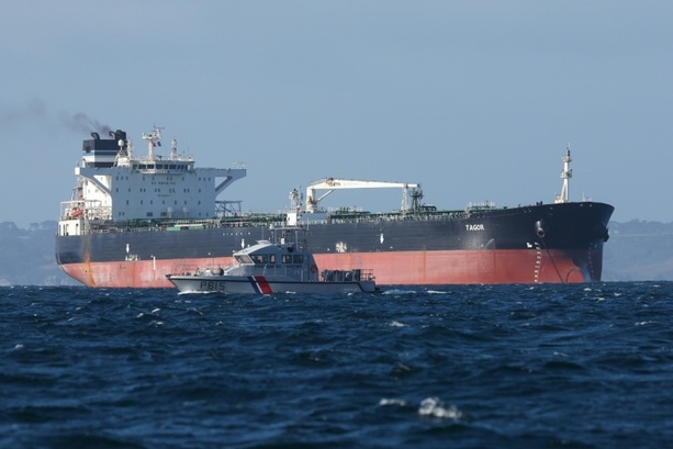 Bild vergr&ouml;&szlig;ern: Frankreich bringt zum fünften Mal Öltanker der russischen Schattenflotte auf