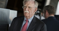 Trumps Ex-Berater und Kritiker Bolton bekennt sich in Dokumentenaffäre schuldig