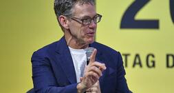 Bayer-CEO Anderson mischt sich in Streit um Leverkusener Nachwuchs-Camp ein