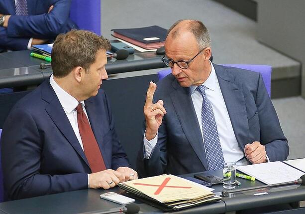 Bild vergr&ouml;&szlig;ern: Rentenreform bringt Regierungsparteien keinen Aufschwung