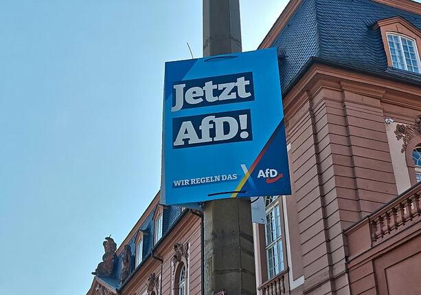 Bild vergr&ouml;&szlig;ern: Güllner: Absolute AfD-Mehrheit in Sachsen-Anhalt möglich