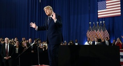 Ungewöhnlicher Schritt: Trump kündigt Republikaner-Parteitag vor Zwischenwahlen an