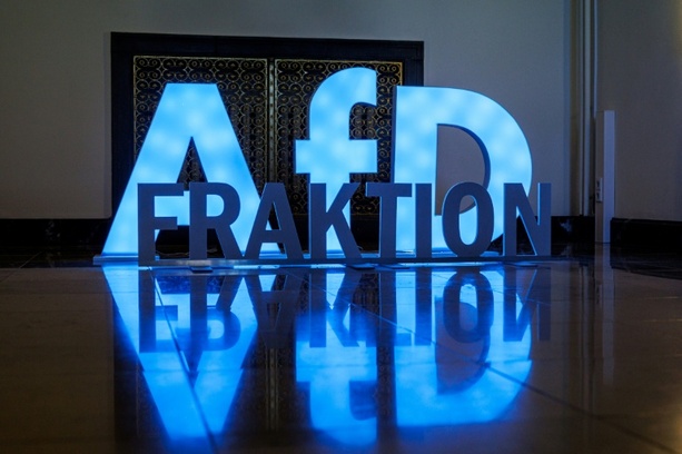 Bild vergr&ouml;&szlig;ern: AfD-Klage zu Kontrollkommission in Thüringen scheitert aus formalen Gründen