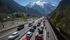 Spritpreise mit Auslaufen des Tankrabatts massiv gestiegen - ADAC kritisiert scharf