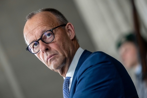Bild vergr&ouml;&szlig;ern: Hohe Erwartungen an Koalitionsausschuss - Merz rechnet mit großem Sprung