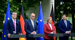 AfD vergrößert Abstand zur Union im
