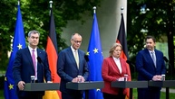 AfD vergrößert Abstand zur Union im