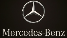 Beschäftigte protestieren gegen Sparpläne bei Mercedes-Benz
