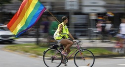 Hunderttausende Menschen zu CSD-Demonstration in Köln erwartet