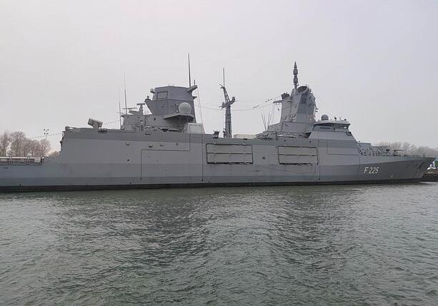 Bild vergr&ouml;&szlig;ern: Umfrage: Nachbarn fühlen sich durch stärkere Bundeswehr sicherer