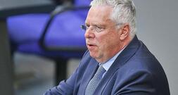 Unions-Außenexperte fordert härteren Nato-Kurs gegen Russland