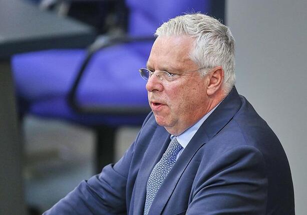 Bild vergr&ouml;&szlig;ern: Unions-Außenexperte fordert härteren Nato-Kurs gegen Russland