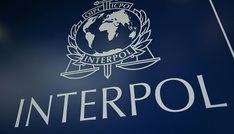 Interpol: Mehr als tausend Festnahmen auf vier Kontinenten bei Schlag gegen Menschenhändler