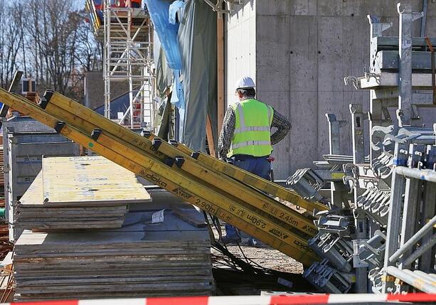 Bild vergr&ouml;&szlig;ern: Studie: Normen machen Bauen 20 Prozent teurer