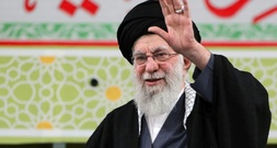 Iran: Menschen in Ghom nehmen Abschied von Chamenei