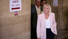 Urteilsverkündung im Veruntreuungsverfahren gegen Rechtspopulistin Le Pen hat begonnen