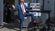 Vorwürfe gegen Reform-UK-Chef: Farage will Abgeordnetenmandat niederlegen und erneut antreten