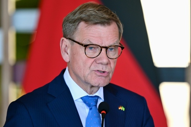 Bild vergr&ouml;&szlig;ern: Wadephul zeigt Verständnis für neue US-Angriffe auf den Iran