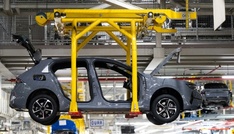 Krise der Autobauer: VDA-Präsidentin dringt auf bessere Standortbedingungen