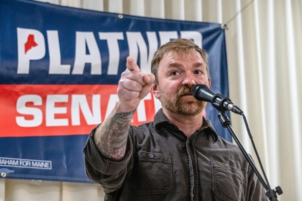 Bild vergr&ouml;&szlig;ern: US-Demokrat Platner zieht nach Vergewaltigungsvorwürfen Senatskandidatur zurück