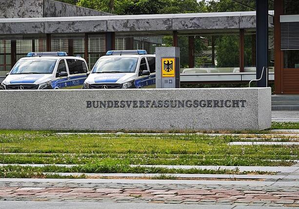 Bild vergr&ouml;&szlig;ern: Verfassungsgericht weist Eilanträge gegen GKV-Gesetz zurück