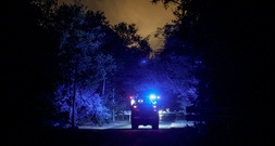 Feuer im Wald von Fontainebleau südlich von Paris - zwei Löschflugzeuge unterwegs